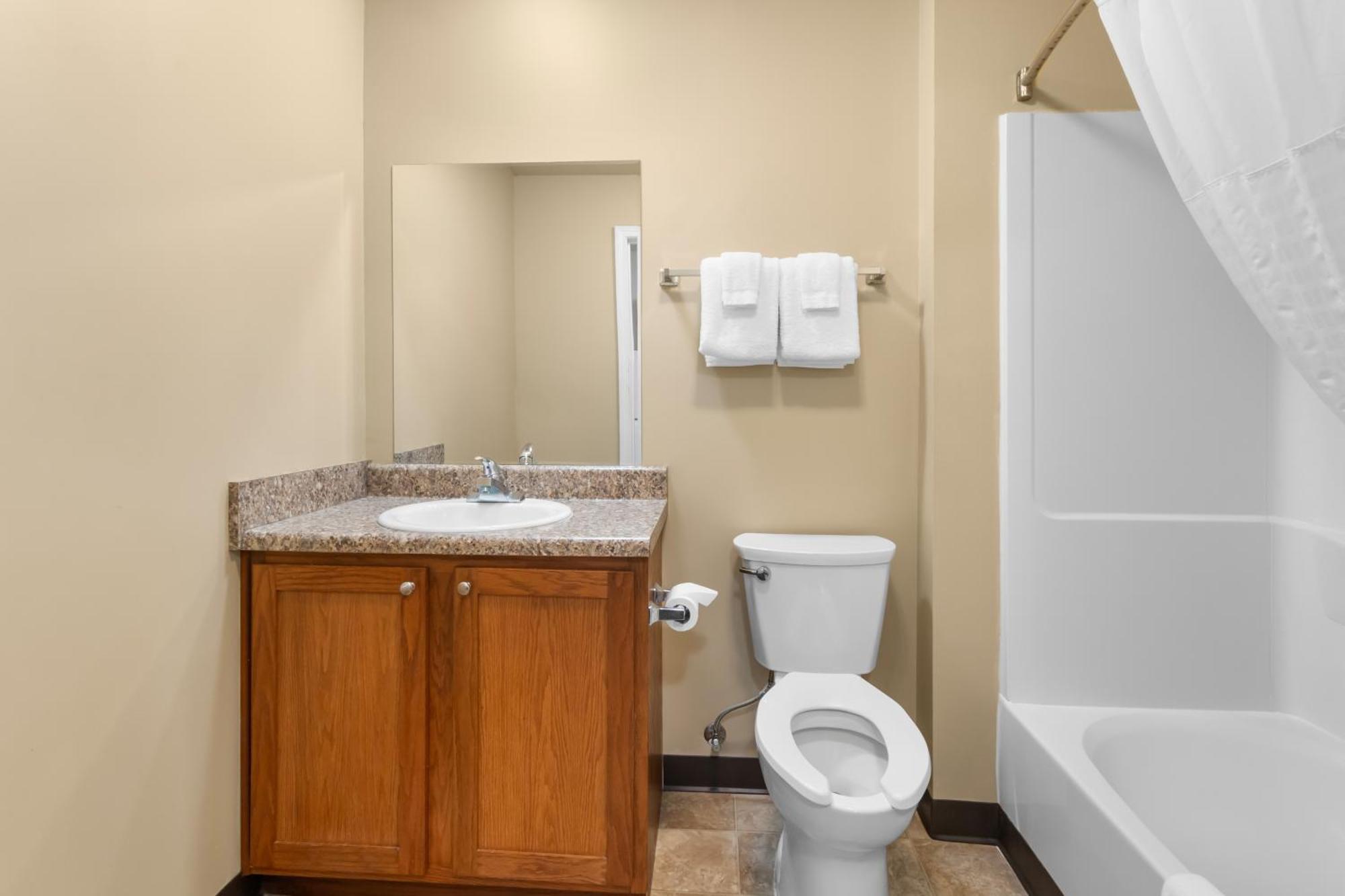 Risewell Kitchen Suites Pleasanton Εξωτερικό φωτογραφία